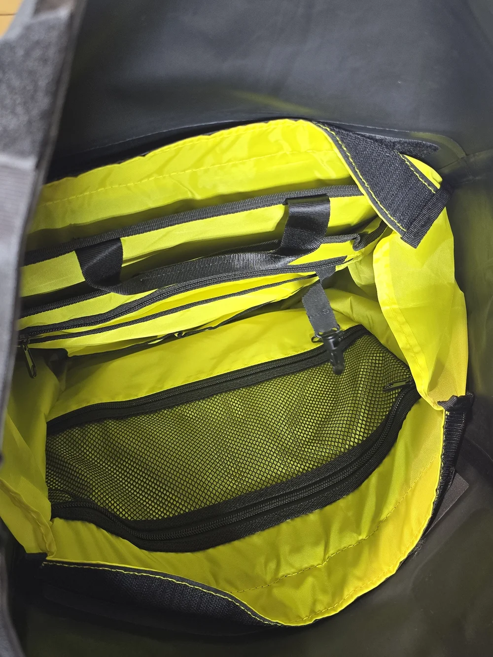 Black Waterproof Craft Cadence Cycling Backpack | Roll Top  Waterproof 30 Lit.